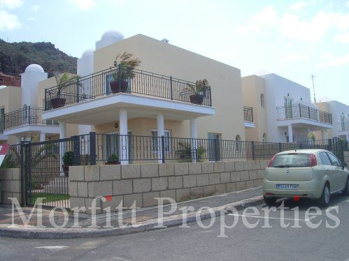 Townhouse in Estrella Del Sur Tenerife