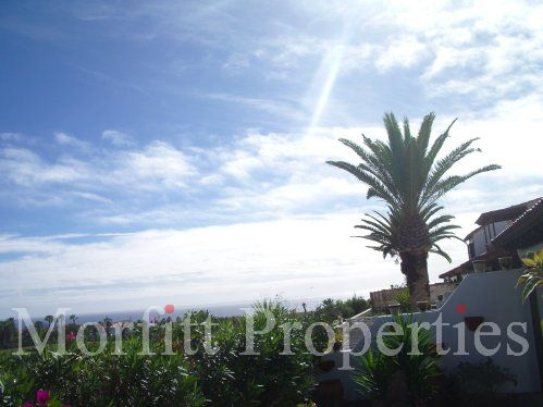 Villa in Fairways Village Tenerife