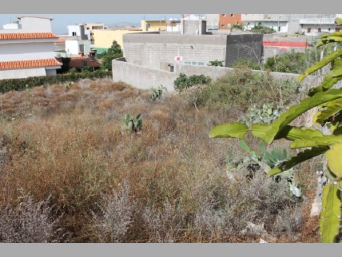Land for sale in Valle de San Lorenzo, Tenerife property, LA029