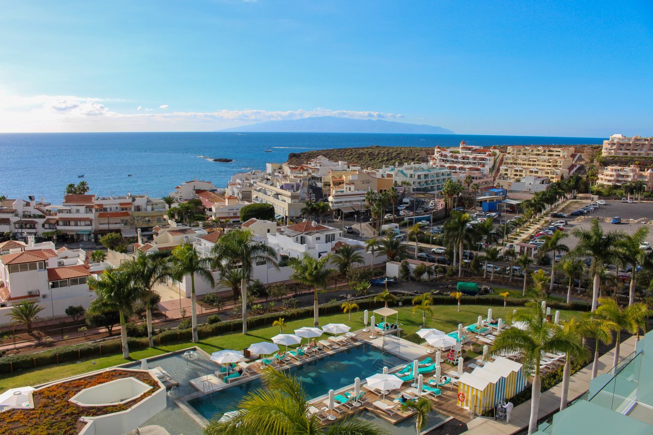 Apartment in La Caleta - view 1