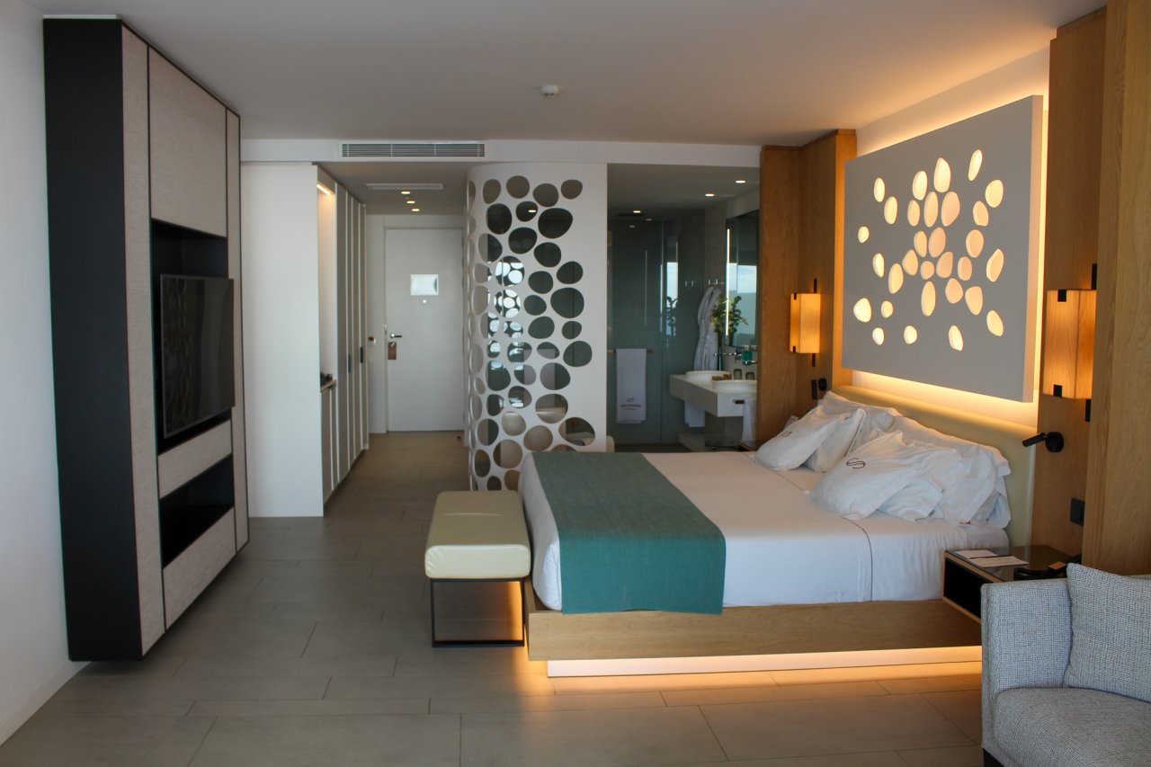 Apartment in La Caleta - Image 2