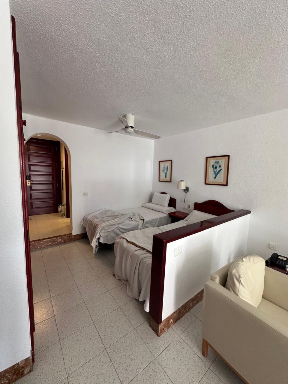 Apartment in Playa de las Americas - Image 4