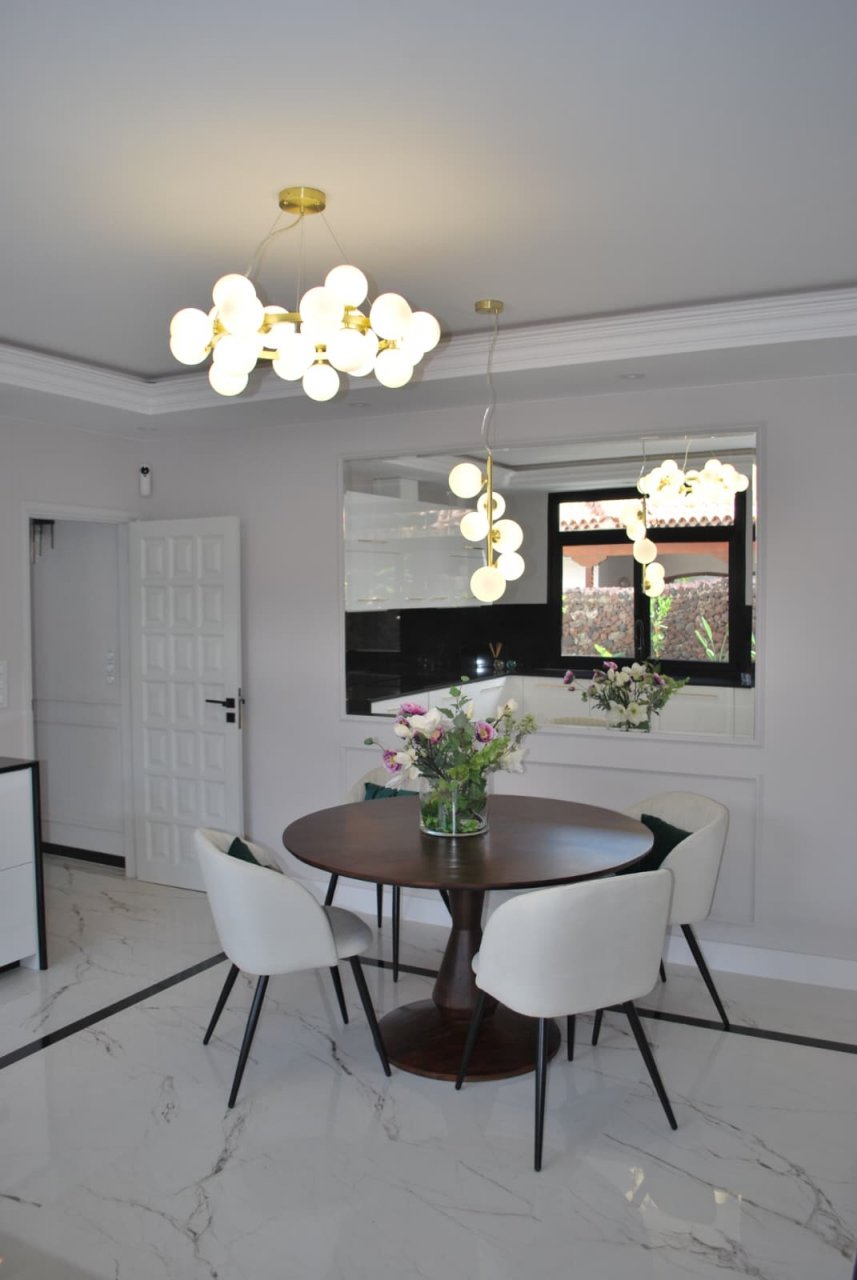 House in Costa Adeje - Image 4