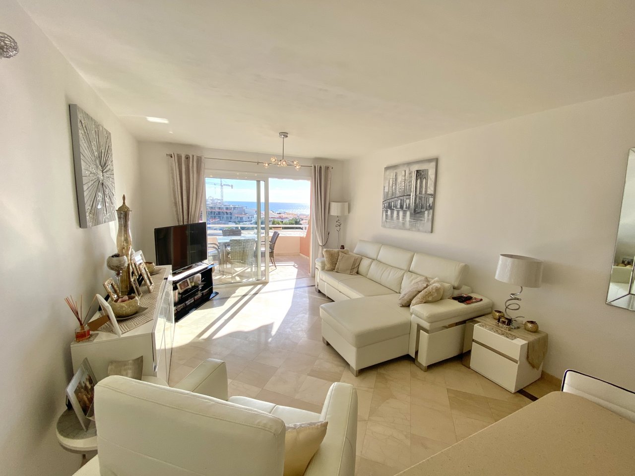 Apartment in La Caleta - Image 5