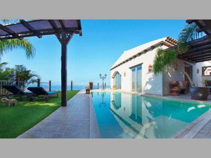 Luxury Villa in San Eugenio Alto, Tenerife