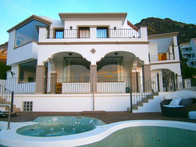 Luxury Villa in Torviscas Alto, Tenerife
